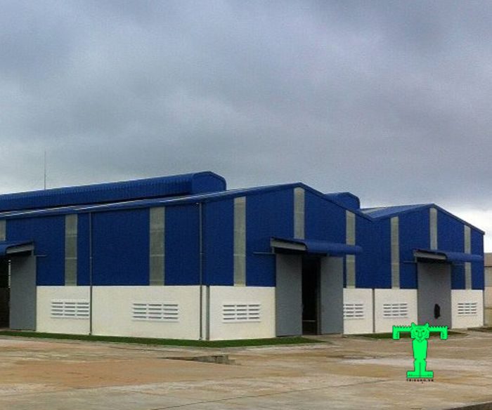 Tôn cách nhiệt Đông Á 3 lớp tôn nền dày 0.50mm + PU + tôn 0.35mm Tôn cách nhiệt Đông Á 3 lớp tôn nền dày 0.50mm + PU + tôn 0.35mm