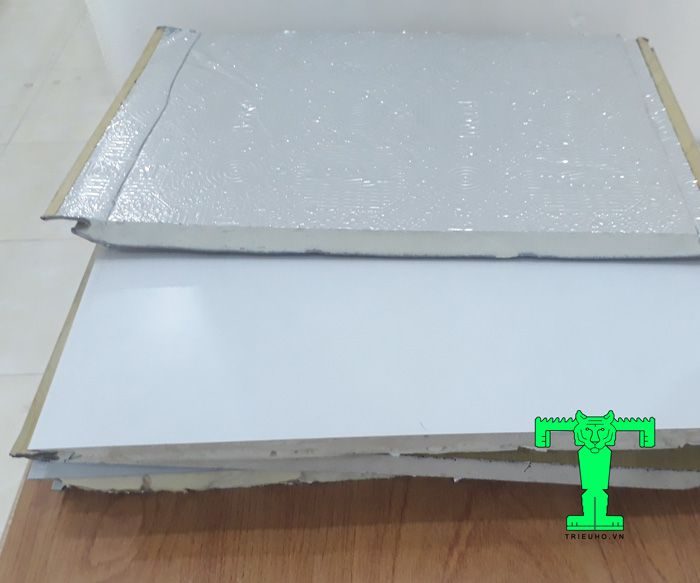 Trần tôn 3 lớp cách âm, cách nhiệt, chống cháy, chống thấm tuyệt đối Trần tôn 3 lớp cách âm, cách nhiệt, chống cháy, chống thấm tuyệt đối