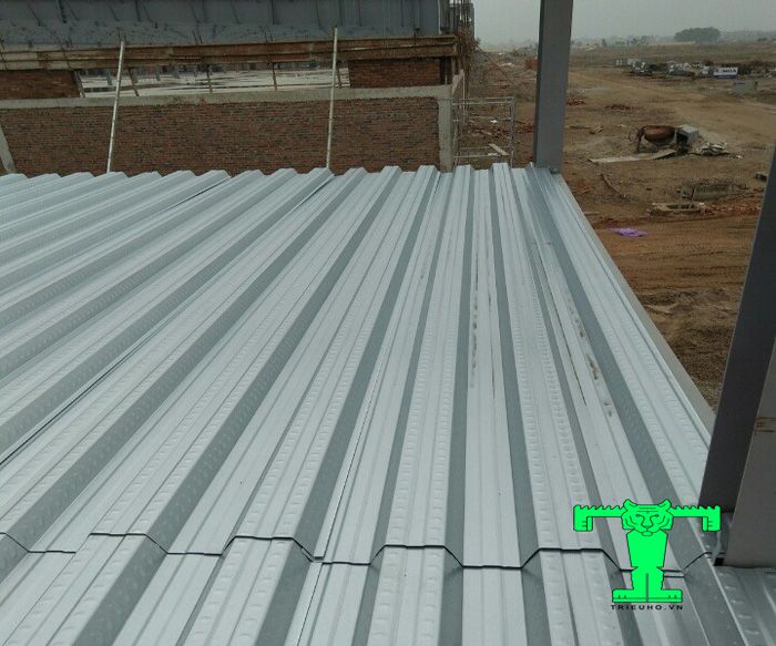 Sàn deck được ứng dụng trong nhiều công trình xây dựng đặc biệt là công trình nhà khung thép