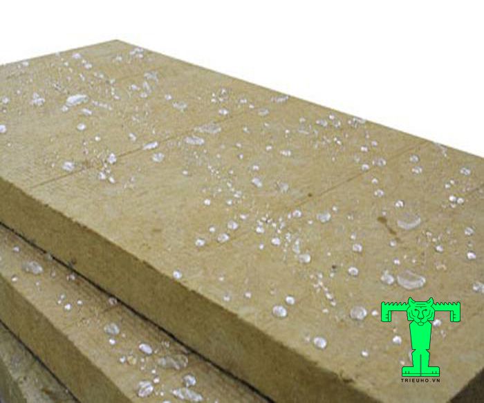 Bông khoáng dạng tấm dày 50mm kháng nước, không bắt lửa, dẫn nhiệt (tiêu chuẩn chống cháy A- cao nhất với nhiệt độ lên đến 1200 độ C) Bông khoáng dạng tấm dày 50mm kháng nước, không bắt lửa, dẫn nhiệt (tiêu chuẩn chống cháy A- cao nhất với nhiệt độ lên đến 1200 độ C)