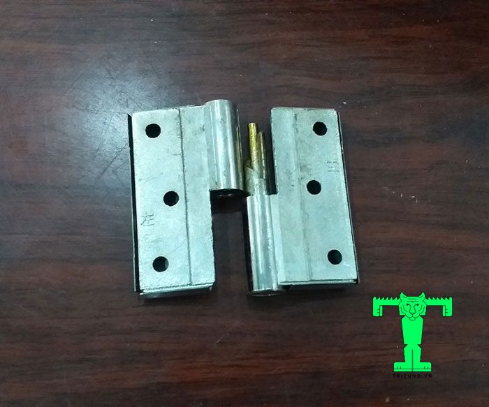 Bản lề lá inox chéo được sử dụng trong nhiều công trình Bản lề lá inox chéo được sử dụng trong nhiều công trình
