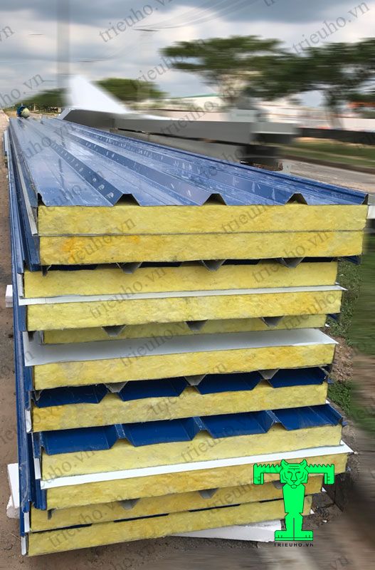 Tôn cách nhiệt chống cháy Glasswool, tôn bông thủy tinh