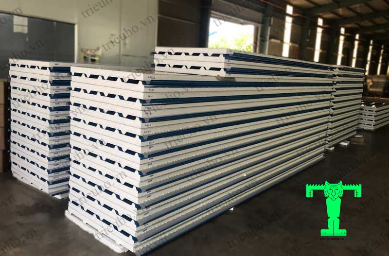 tôn chống nóng 3 lớp tôn + xốp eps + tôn tôn chống nóng 3 lớp tôn + xốp eps + tôn