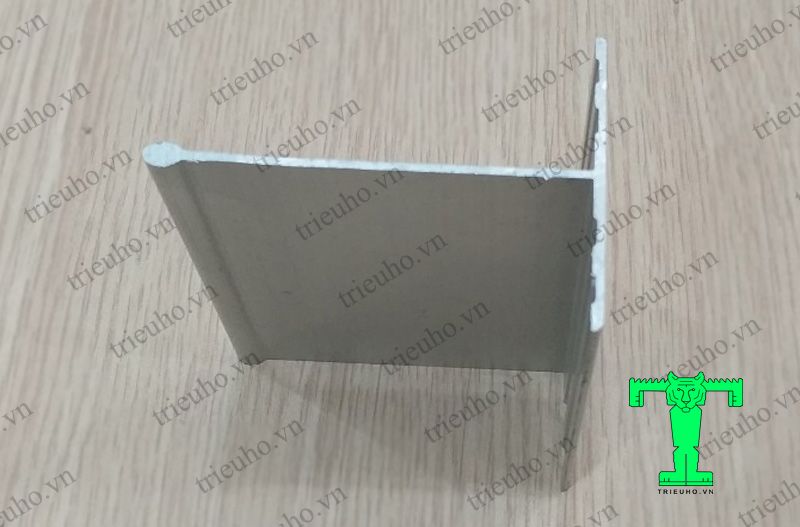 Thanh nhôm T60x90 treo trần panel