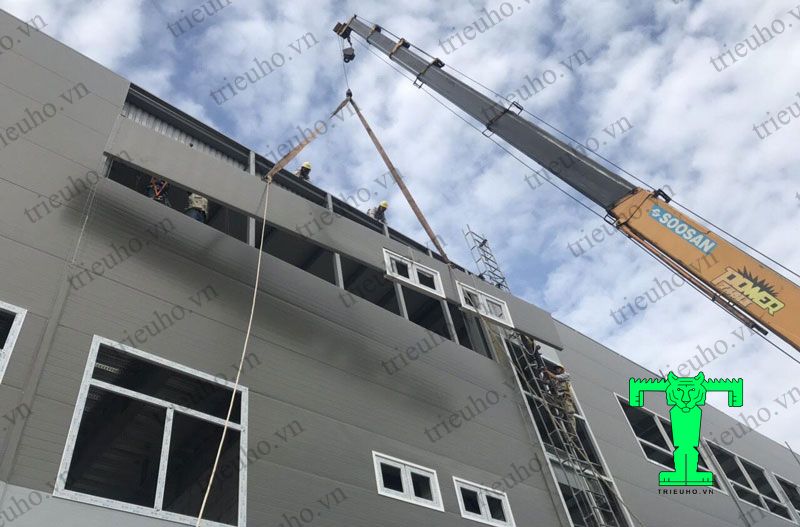 Triệu Hổ cung cấp tấm vách ngăn Panel cách nhiệt tại Bình Định