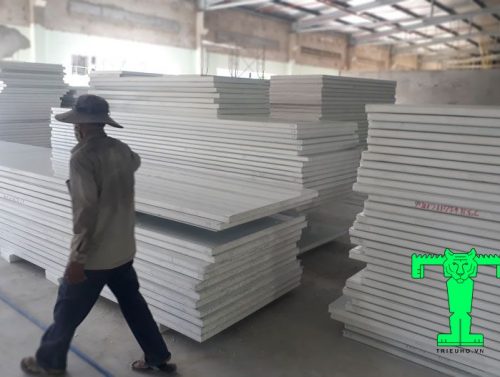 Triệu Hổ cung cấp vách ngăn tường panel cách nhiệt Đắk Nông