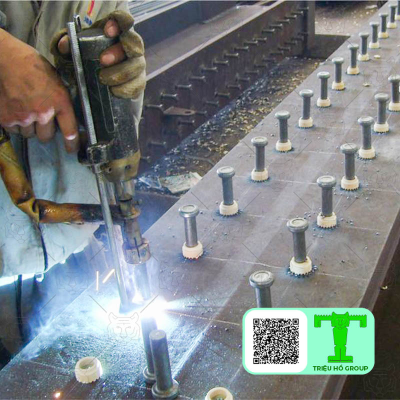 Đinh chống cắt D19*120 được sử dụng phổ biến trong các công trình dân dụng và công nghiệp