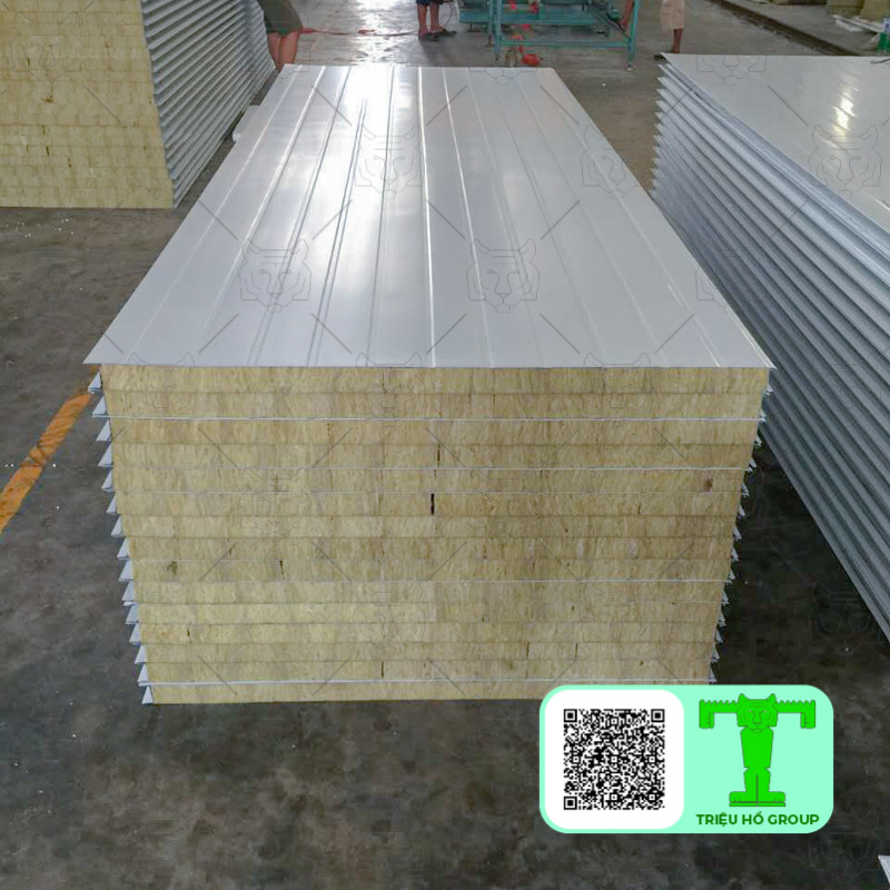 Ưu điểm khi sử dụng tấm panel rockwool chống cháy