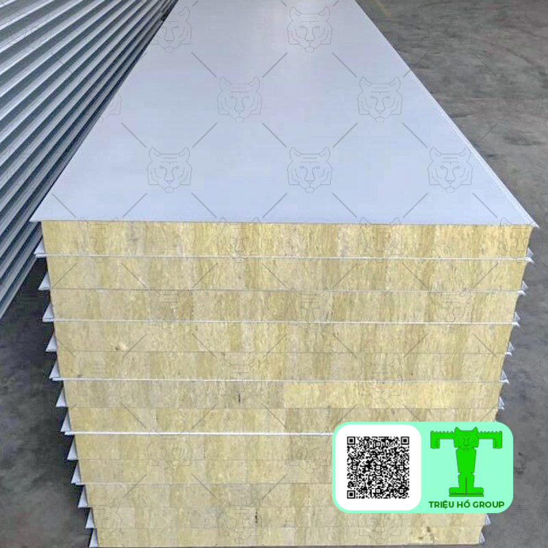 Tấm Panel Rockwool Dày 100mm 80kg/m3 0.4mm bao gồm: Tôn + Rockwool + Tôn