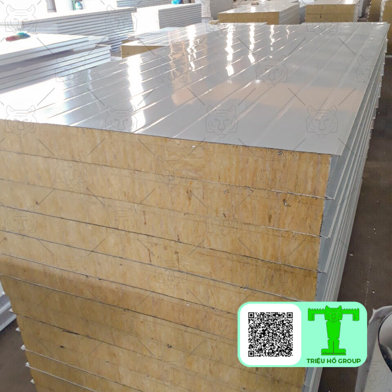 Tấm panel tường Rockwool có tỉ trọng Rockwool: 80kg/m3, 100kg/m3, 120kg/m3