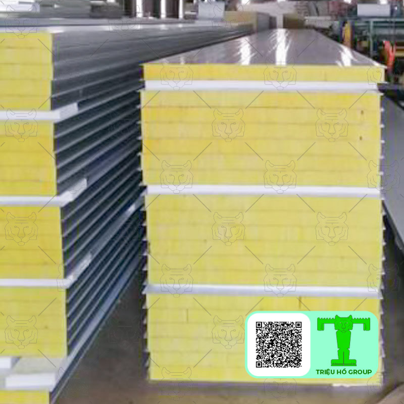 Tấm panel Glasswool cách nhiệt chống cháy hay được sử dụng nhiều trong công trình dân dụng, công nghiệp